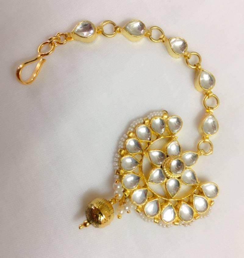 golden kundan maang tikka