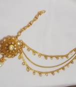 golden american diamonds maang tikka