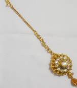 golden american diamonds maang tikka