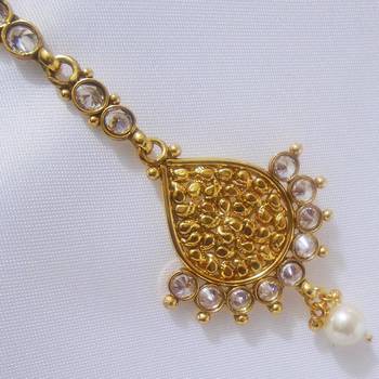 golden american diamonds maang tikka 1