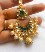 golden kundan maang tikka