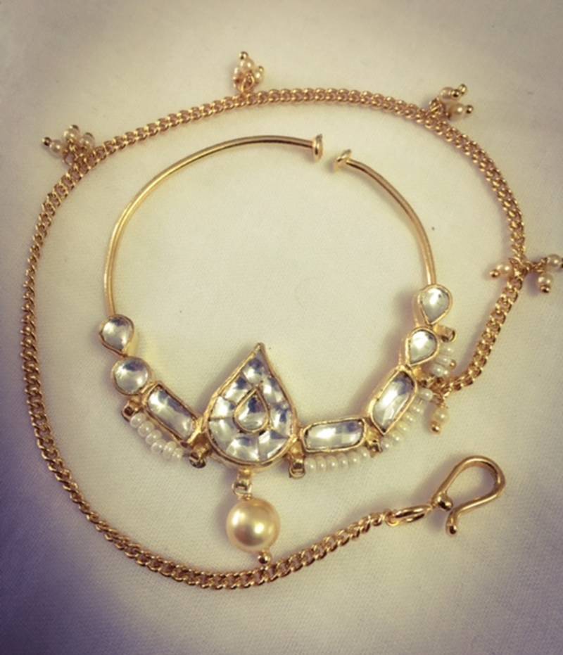 golden kundan nose ring