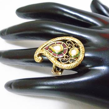 golden kundan rings 2