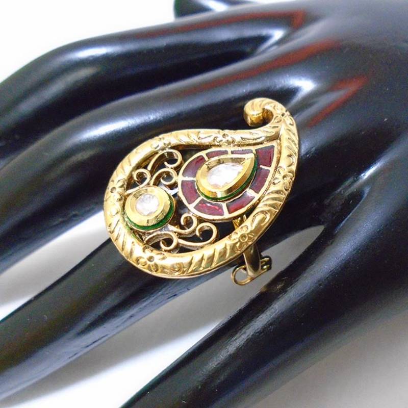 golden kundan rings