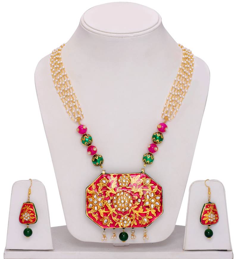 Traditio0l Rajasthani Kundan Mee0 Work Green & Rani Royal Necklace Set