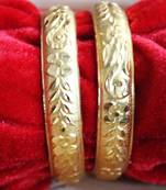 Floral design Broad Bangles