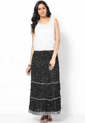 Stunning Black Cotton Skirt with silver print 2