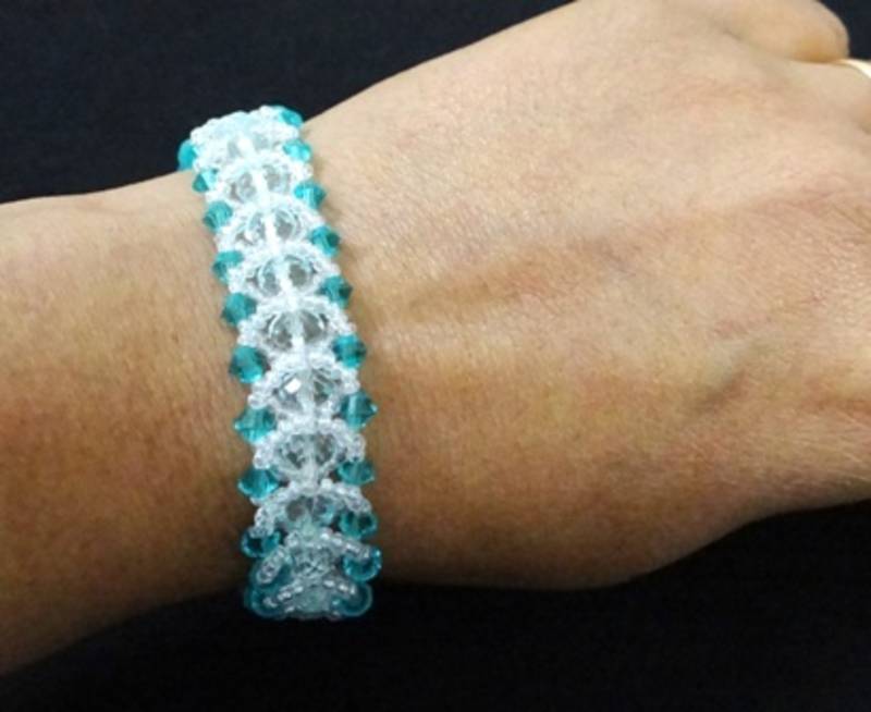 Clear Blues Bracelet