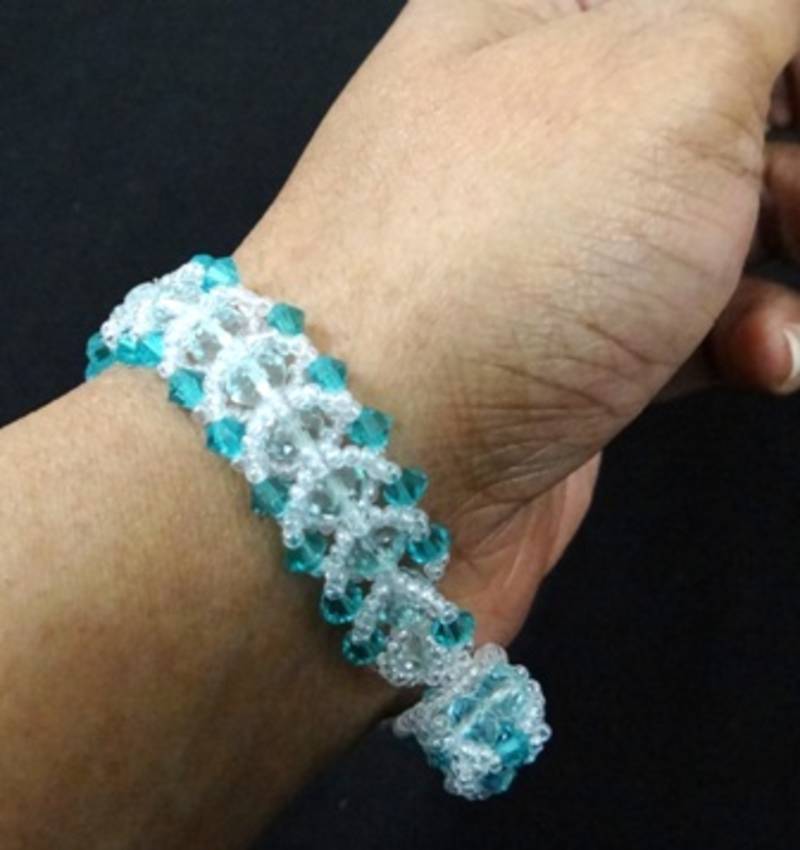 Clear Blues Bracelet