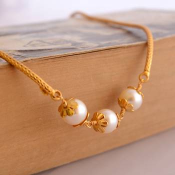 Pearl necklace 1