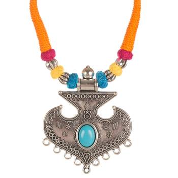 Pretty fashion thread neckpiece 2