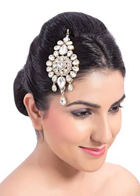 Fashionable Party Wear Designer Kundan Stone Pasa With Gold Finishing 1