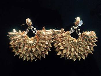 Kundan And Gota Chandbaali Earrings 1