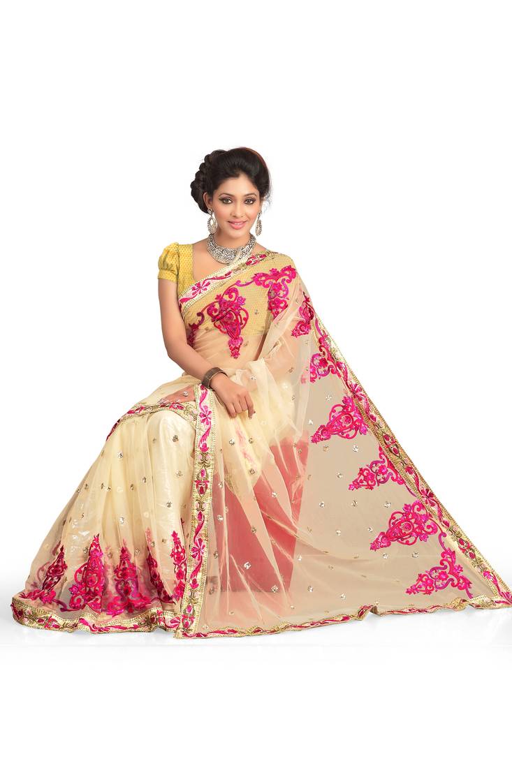 Priyanka Chopda Bollywood Replica Saree in iifa