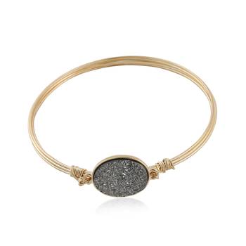 The black stone bracelet 3