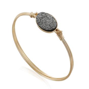 The black stone bracelet 4