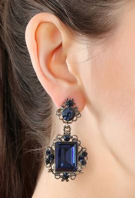 The princess-in Blue drop earing 2