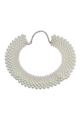 The white queen neck piece 1