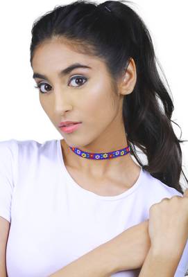 Flamboyant Floral Choker 2