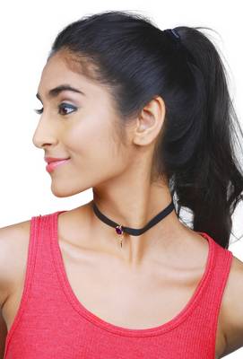 Gothic Ruby Pendant Choker 2