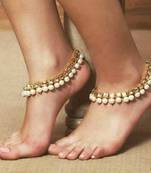 Pearl And Kundan Anklets
