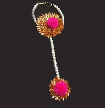 Pink Pom Pom And Gota Hathphool 1