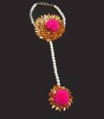 Pink Pom Pom And Gota Hathphool