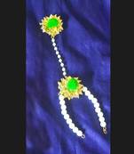 Green Gota And Pom Pom Hathphool