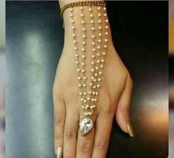 Swarovski Kundan And Pearls Hathphool 1