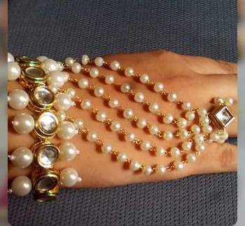 Kundan And Pearl Strings Hathphool 1