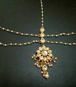 Kundan Flower And Pearls Mathapatti