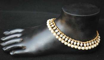 Beautiful white stone and pearl single line anklets 4