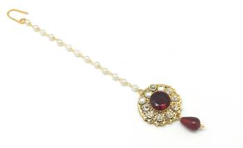 Maang Tikka Decorated With Red Crystal 1