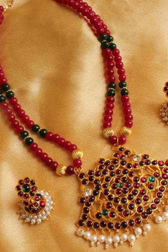 Beautiful Handmade Red Green Beaded Temple Necklace Set