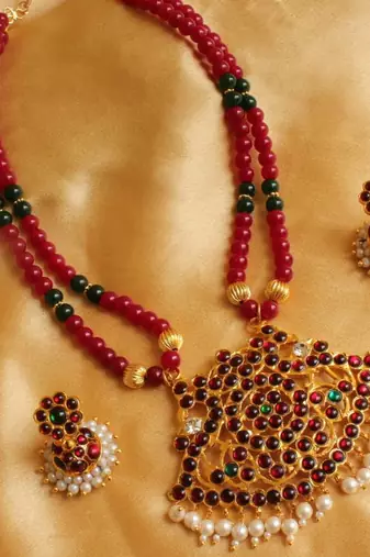 Beautiful Handmade Red Green Beaded Temple Necklace Set