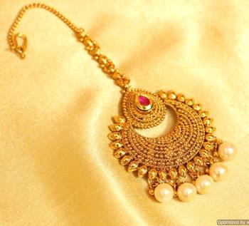 Ruby Antique Gold Look Wedding Maang Tikka 1
