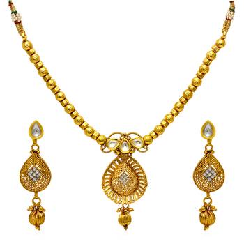 Gold pearl necklace-sets 1