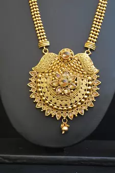 Round moti gold tone necklace set