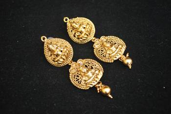 Beautiful Long Gold Plated Temple Jewellery with Goddess Laxmi  3