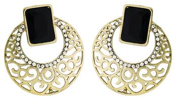 Gold studded jewellery studs 2