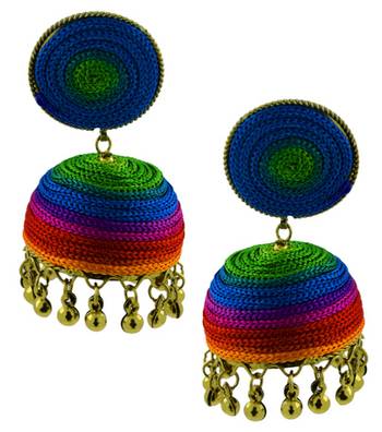 Gold studded jewellery studs 1