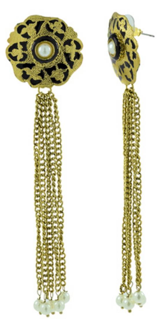 Gold studded jewellery studs