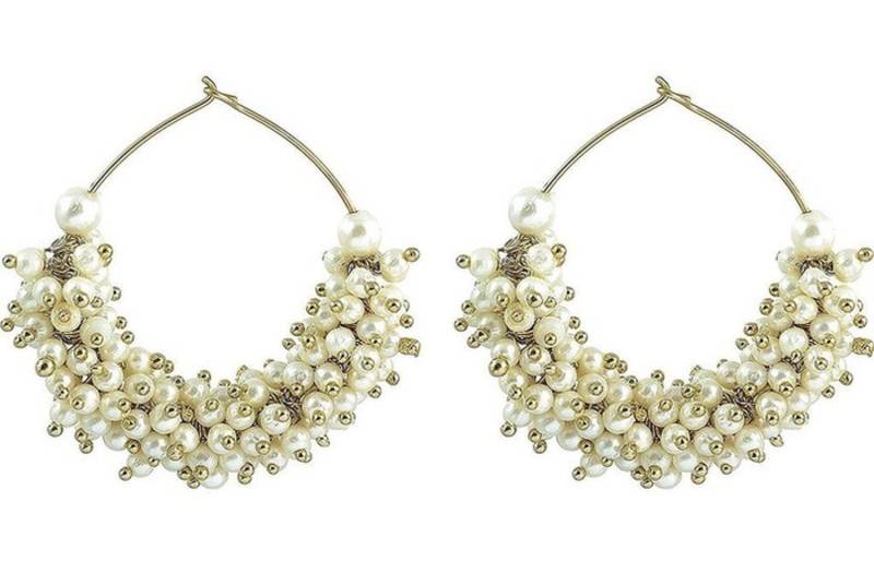 Gold studded jewellery studs