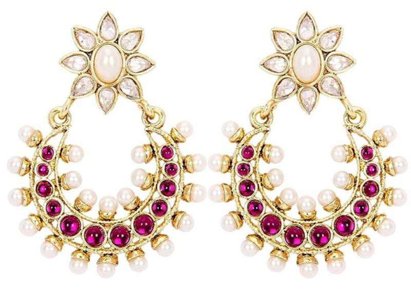 Gold studded jewellery studs