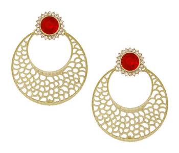 Gold studded jewellery studs 1