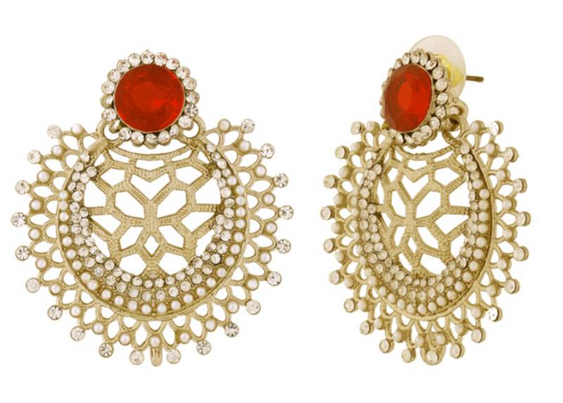 Gold studded jewellery studs