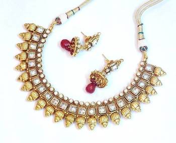 Royal elegant bridal wear set 1085 1
