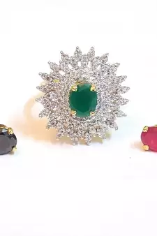 Queen's royal bridal ring no 1003