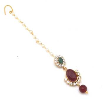 Long Size Maang Tikka Decorated With Crystal 1