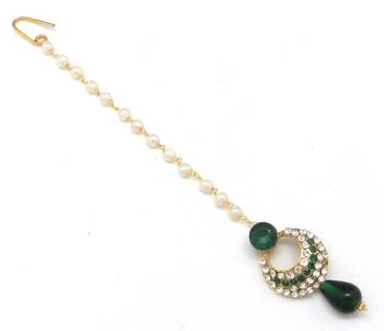 Small Size Chandbali Shape Maang Tikka Decorated With Crystals 2
